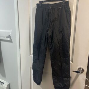 Obermeyer Women’s Black Joggers Have Small Damage To The Button